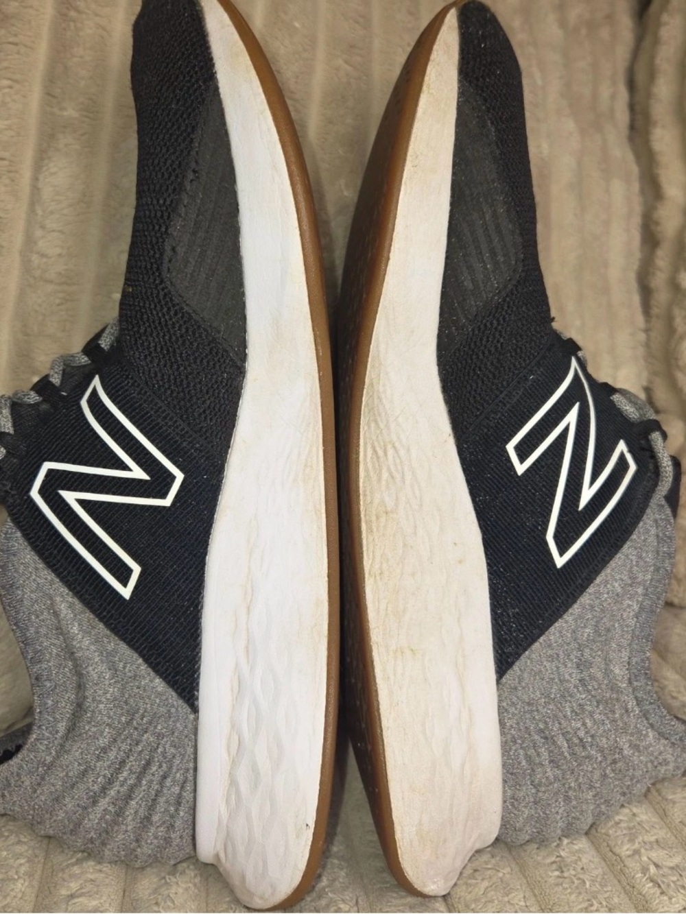 New Balance Fresh Foam Roav Womens Running Shoes Black Gray WROAVTK Size 10 - Picture 3 of 8